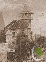 Antiguo Caseron - Castillo de la calle Vieytes/Rincon y las vías, frente al puesto de señaleros de la estacion de Banfield - Castillo con torre de mirador